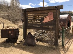 Women in Mining Sign